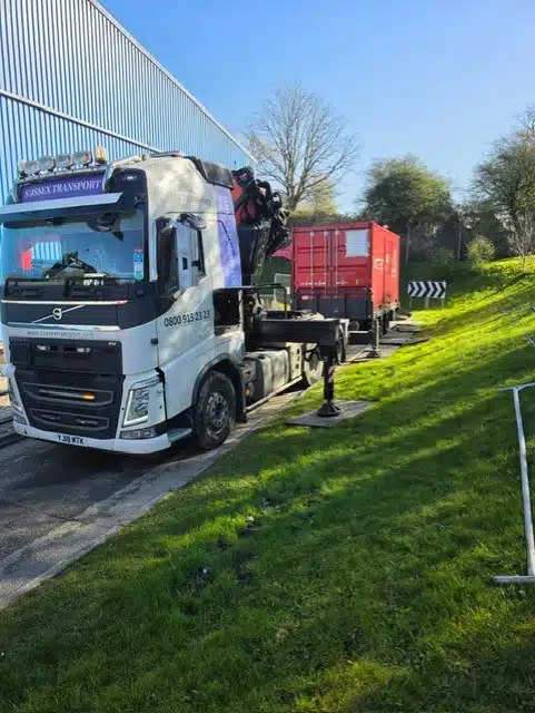 Container fire suppression system