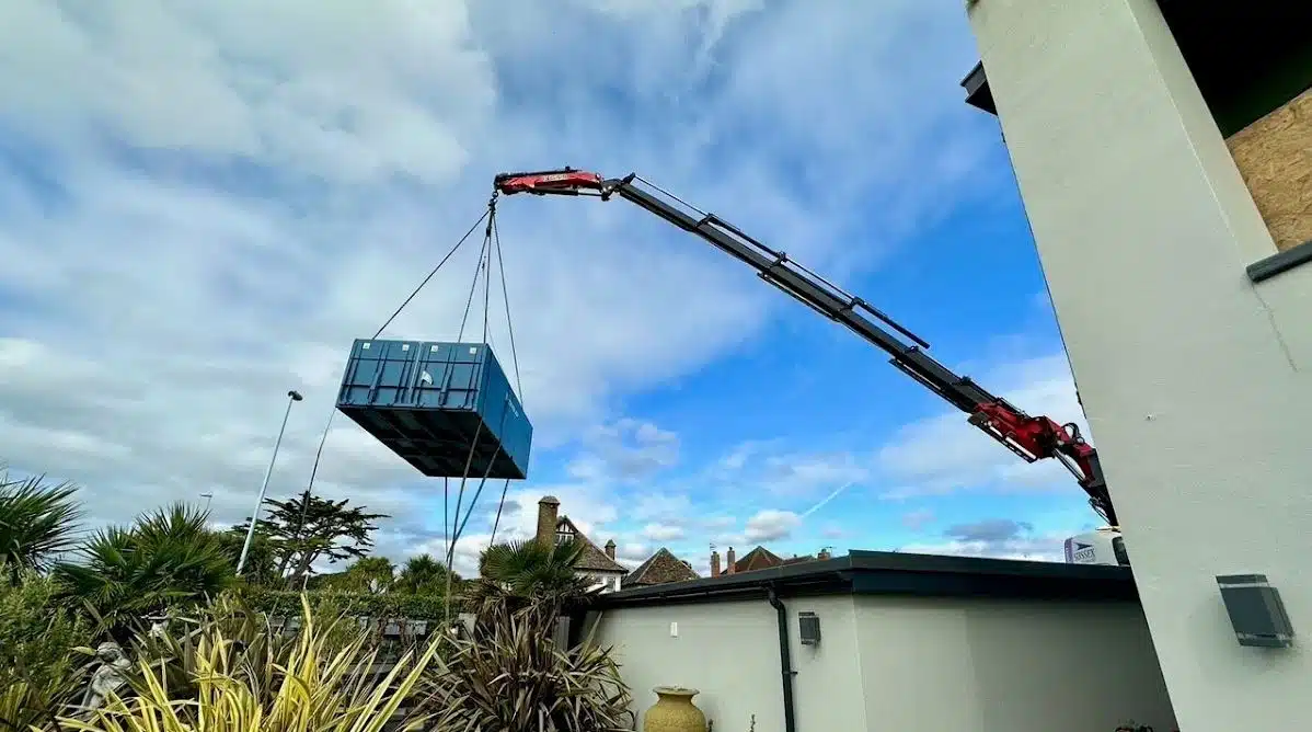 Contract LIfting Services