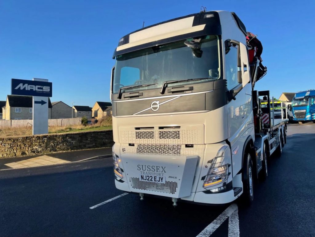 mac trucks sussex hiab 1